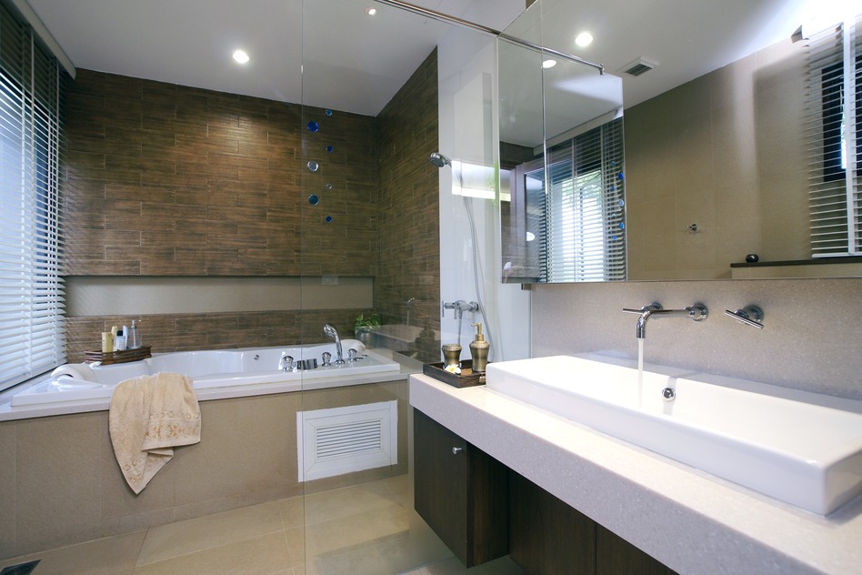 bathroom remodeling by RCH Construction